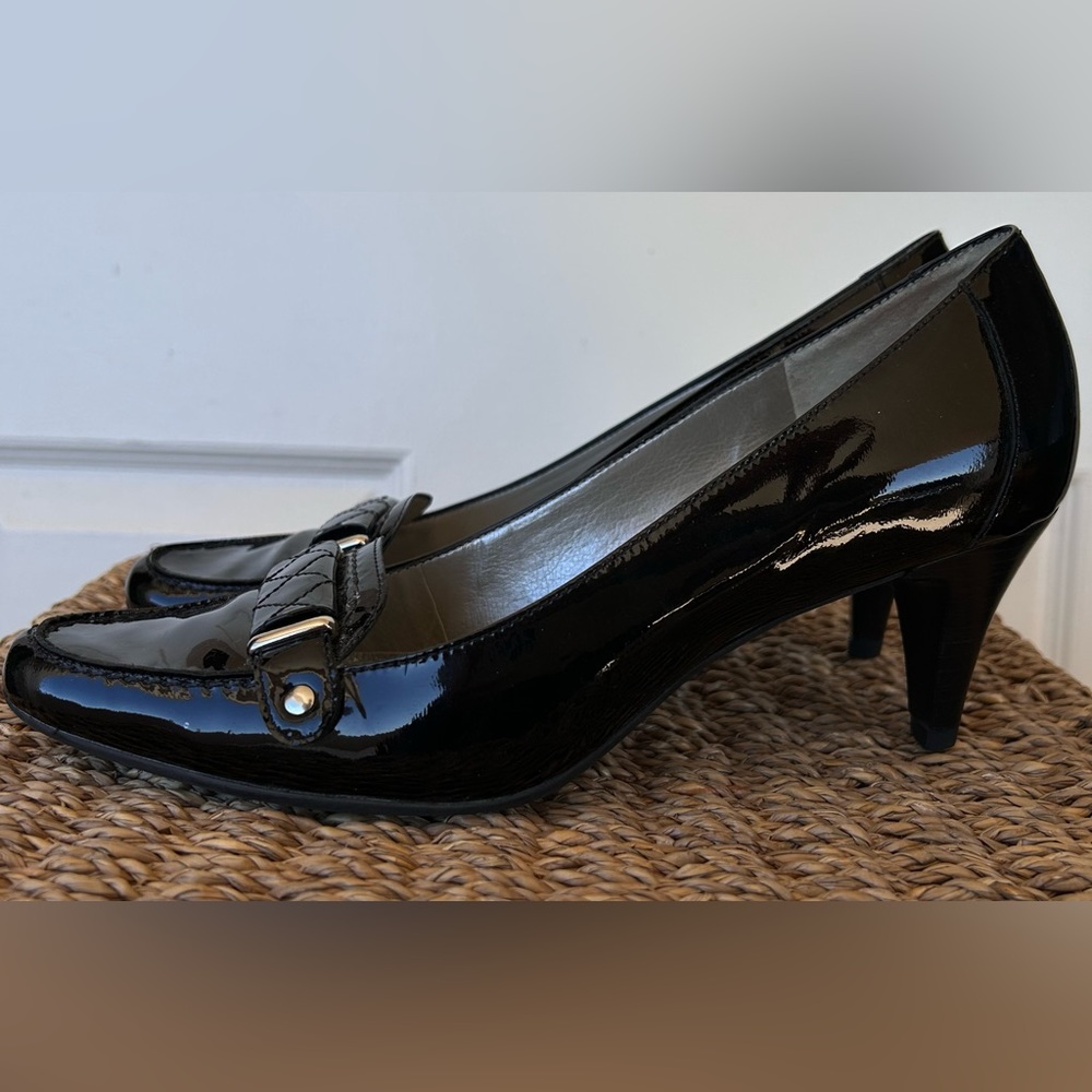 Talbots Brand Women’s Loafer Style Heels Black Patent Leather‎ Size 8B - Picture 3 of 12